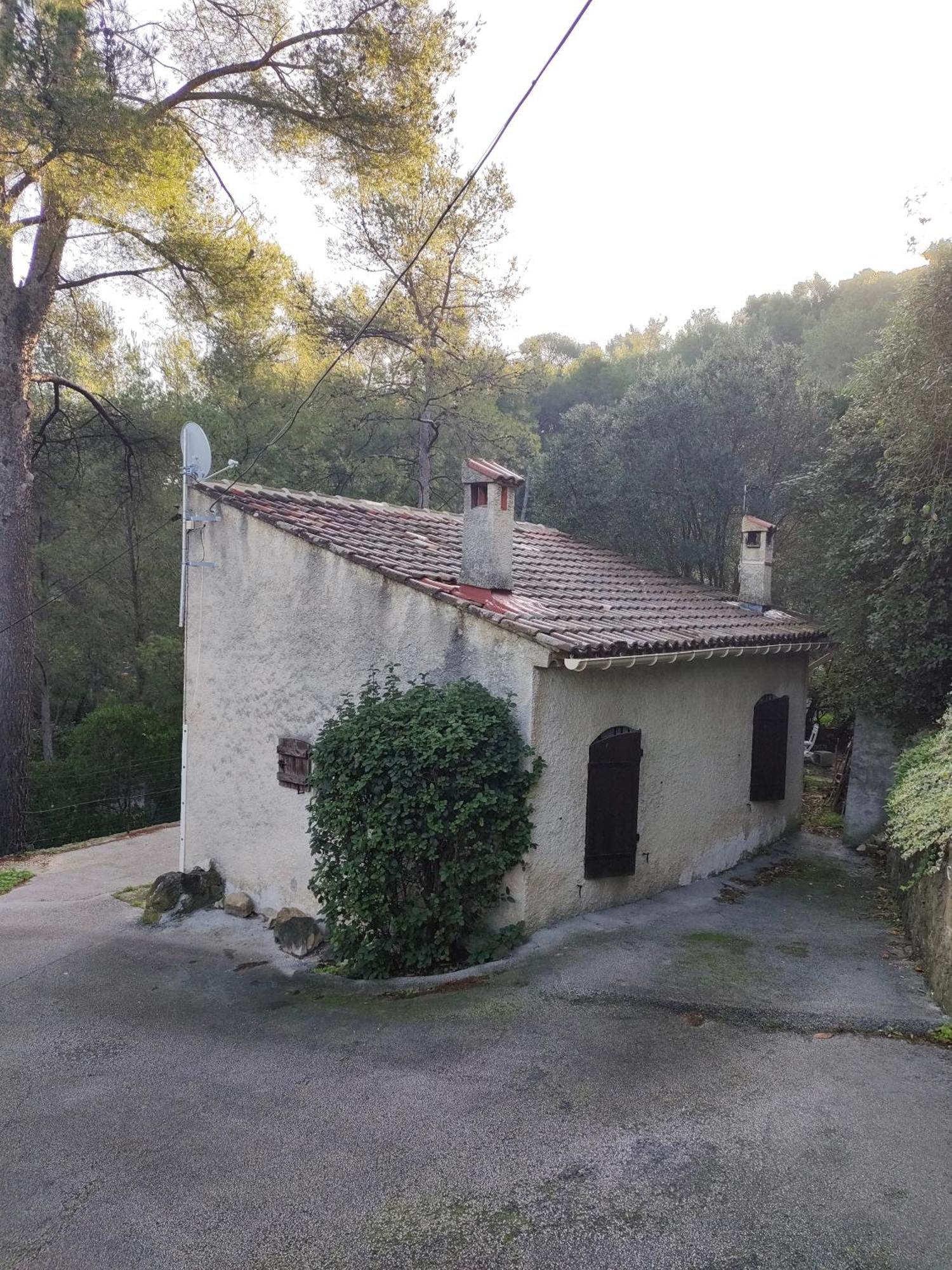 Maisonnette-studio 83200 Holiday home Toulon